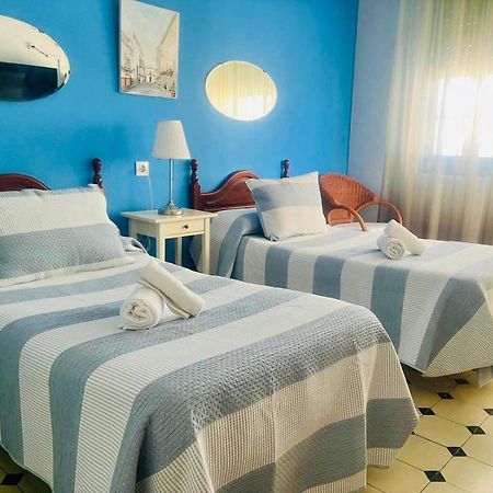 Hostal El Faro Otel Chipiona Dış mekan fotoğraf